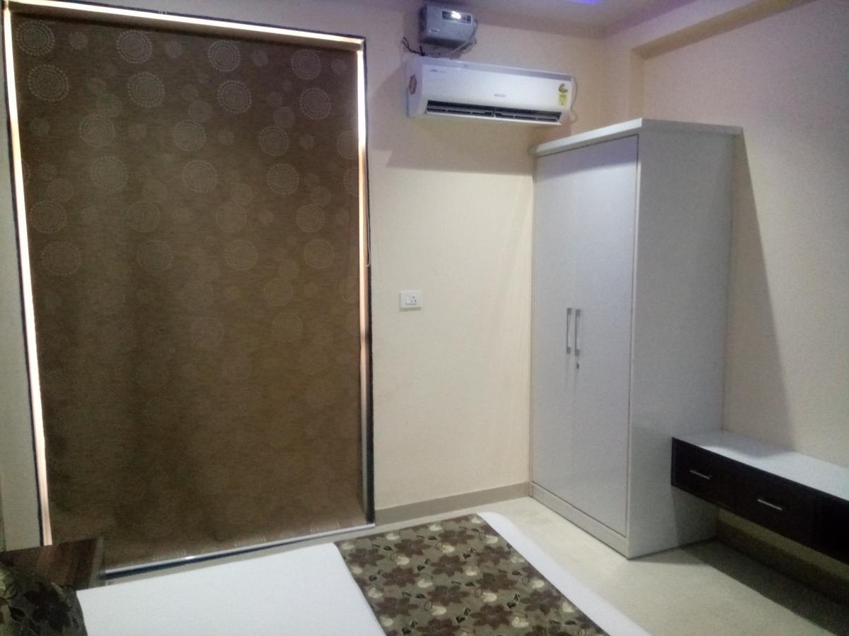 Anamsa Residency Otel Vrindāvan Dış mekan fotoğraf